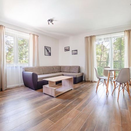 Pod Brzozami Apartamenty Dwie Sosny Ustronie Morskie Exterior foto